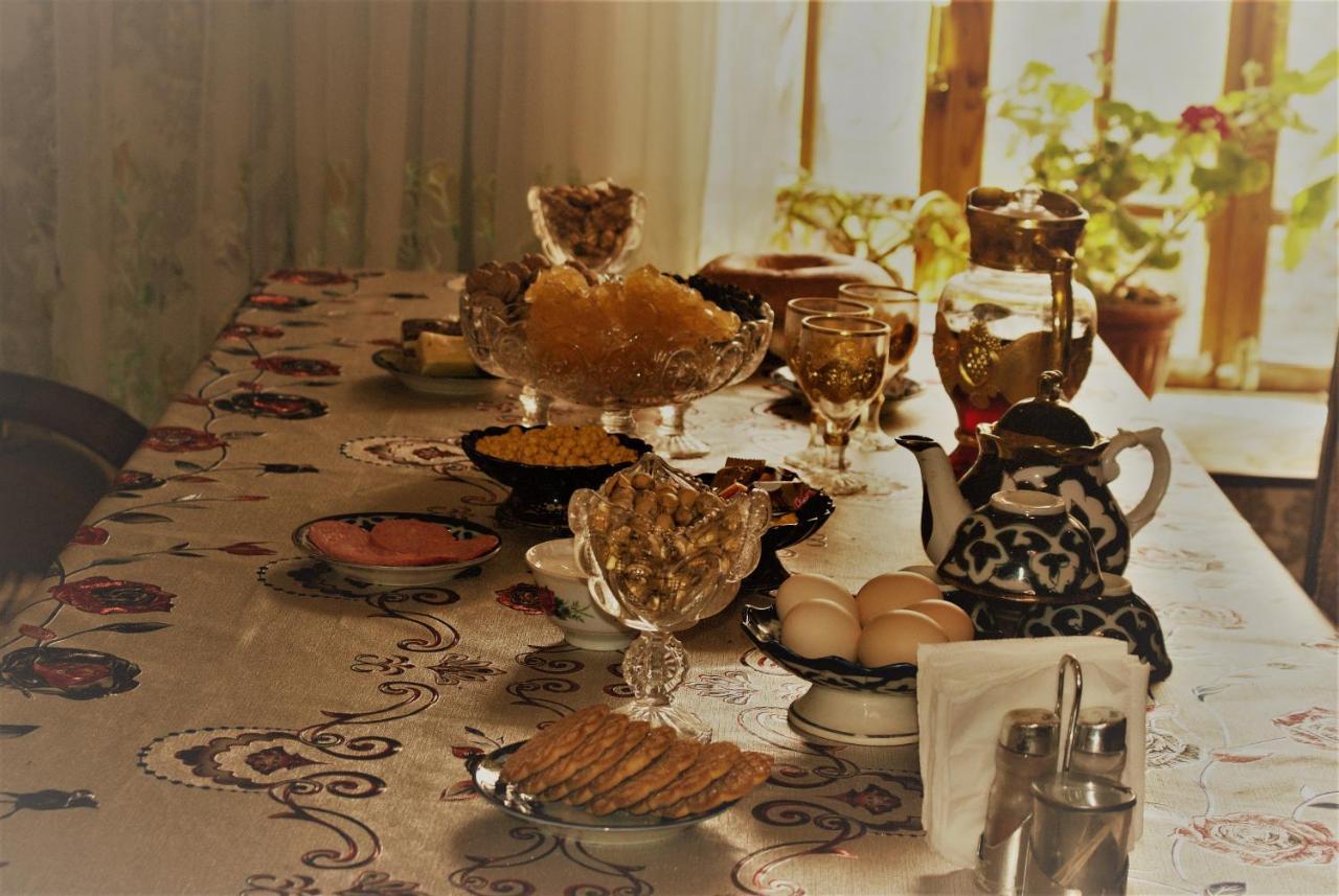 Spring Family Guest House Tersak Eksteriør bilde